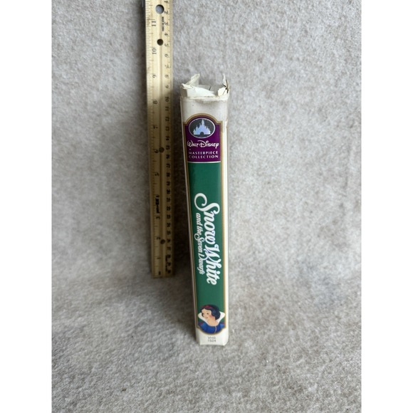 Walt Disney- Masterpiece Collection Snow White and The Seven Dwarfs VHS - Picture 3 of 4